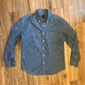 American Eagle Button Shirt